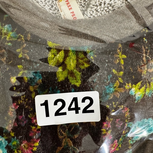 Free People Floral Lace Panel Sweatshirt XS – Gray Dolman Pullover Boho - Picture 9 of 9